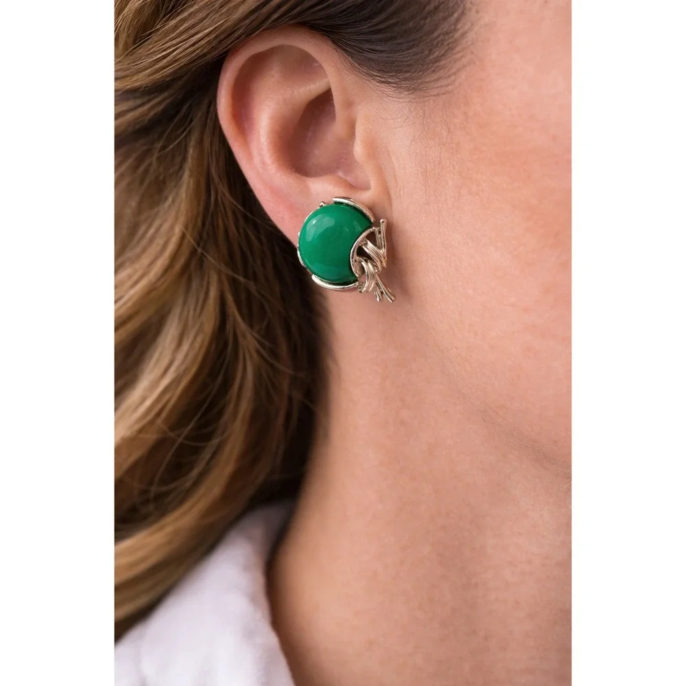 Vintage Green Cabochon Clip On Earrings Gold Tone‎ Statement Retro Chunky